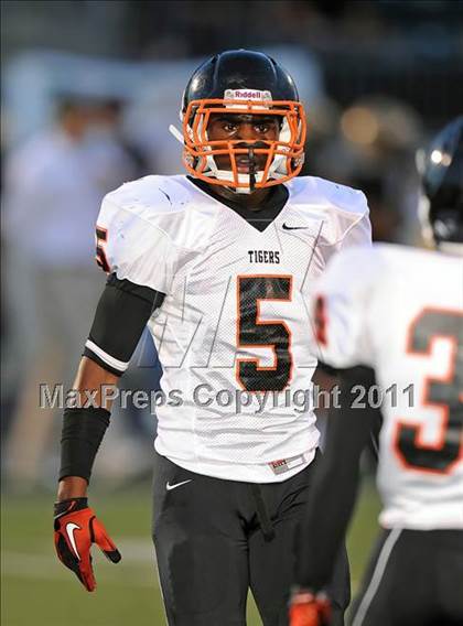Thumbnail 1 in Abilene vs. Cocoa (Florida vs. Texas Football Showcase) photogallery.