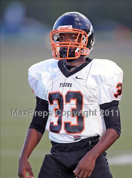 Thumbnail 2 in Abilene vs. Cocoa (Florida vs. Texas Football Showcase) photogallery.