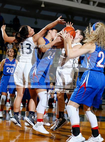 Thumbnail 3 in Cleveland @ Soddy Daisy photogallery.