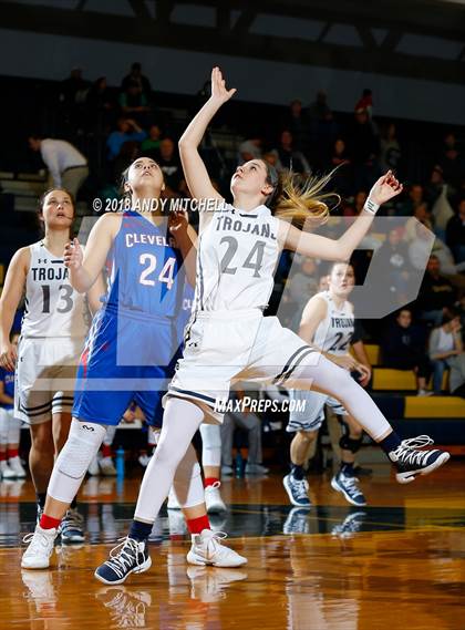 Thumbnail 2 in Cleveland @ Soddy Daisy photogallery.
