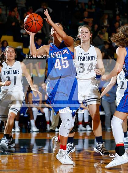 Thumbnail 3 in Cleveland @ Soddy Daisy photogallery.
