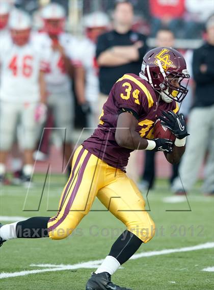 Thumbnail 2 in Loyola Academy vs. Palatine photogallery.