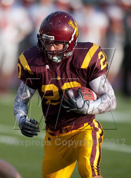 Thumbnail 2 in Loyola Academy vs. Palatine photogallery.