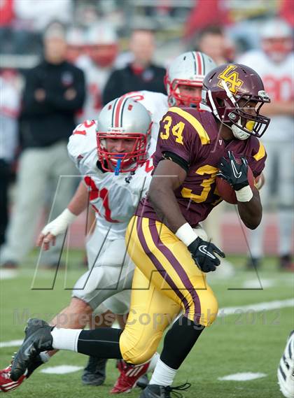 Thumbnail 3 in Loyola Academy vs. Palatine photogallery.