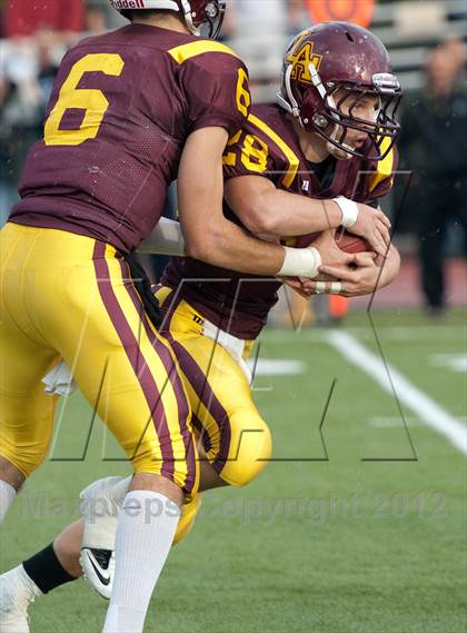 Thumbnail 1 in Loyola Academy vs. Palatine photogallery.
