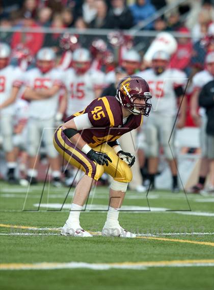 Thumbnail 2 in Loyola Academy vs. Palatine photogallery.