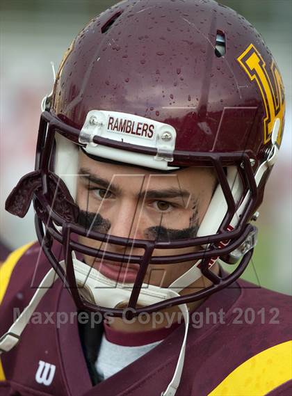Thumbnail 2 in Loyola Academy vs. Palatine photogallery.