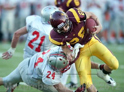 Thumbnail 3 in Loyola Academy vs. Palatine photogallery.