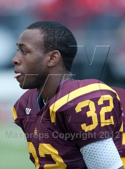 Thumbnail 2 in Loyola Academy vs. Palatine photogallery.