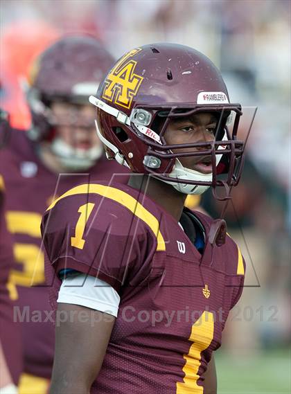 Thumbnail 1 in Loyola Academy vs. Palatine photogallery.