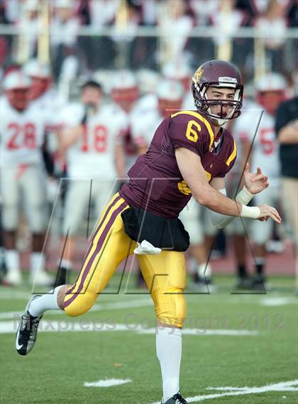 Thumbnail 1 in Loyola Academy vs. Palatine photogallery.
