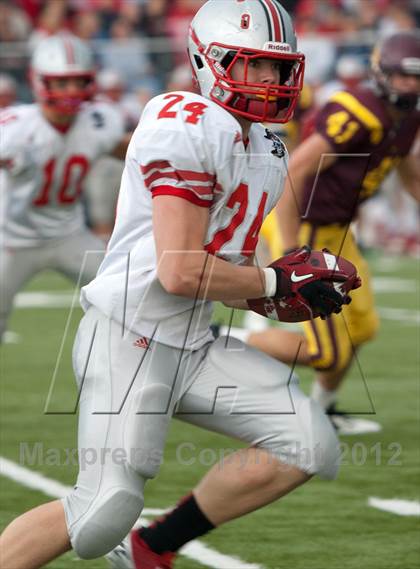 Thumbnail 3 in Loyola Academy vs. Palatine photogallery.