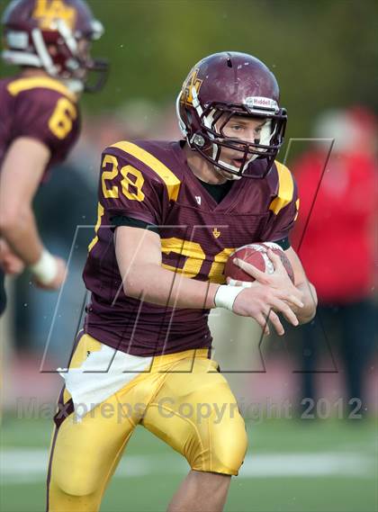 Thumbnail 3 in Loyola Academy vs. Palatine photogallery.