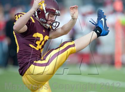 Thumbnail 3 in Loyola Academy vs. Palatine photogallery.