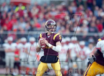 Thumbnail 1 in Loyola Academy vs. Palatine photogallery.