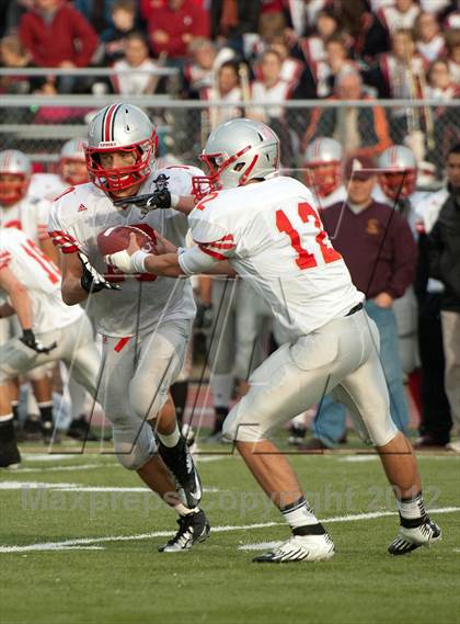 Thumbnail 2 in Loyola Academy vs. Palatine photogallery.