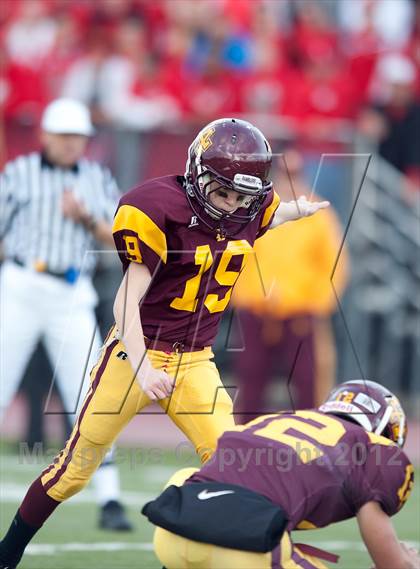 Thumbnail 2 in Loyola Academy vs. Palatine photogallery.