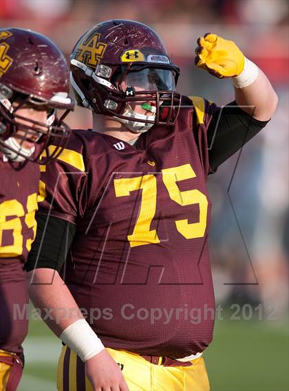 Thumbnail 1 in Loyola Academy vs. Palatine photogallery.