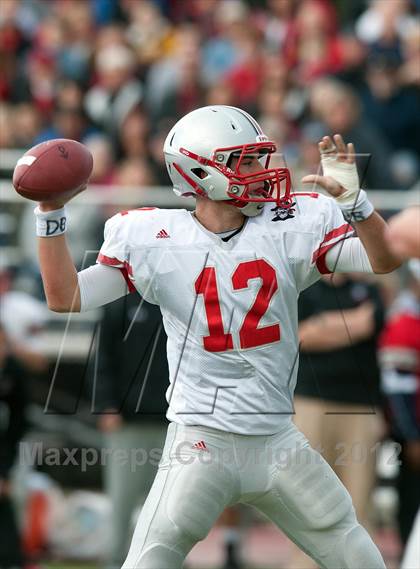 Thumbnail 2 in Loyola Academy vs. Palatine photogallery.