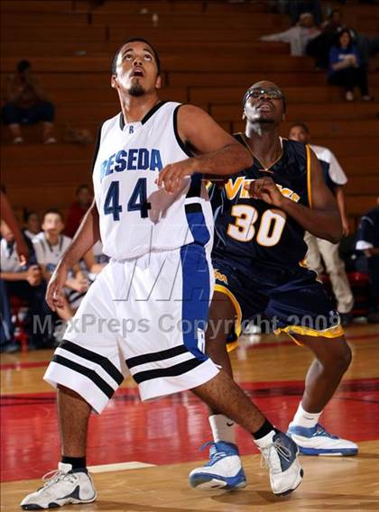 Thumbnail 3 in Reseda vs. Santa Monica (Pacific Shores Tournament) photogallery.