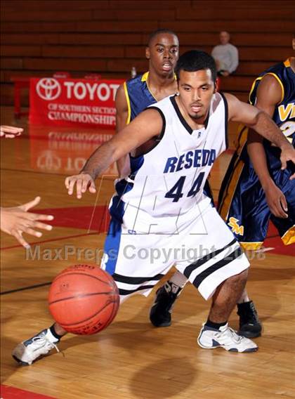 Thumbnail 1 in Reseda vs. Santa Monica (Pacific Shores Tournament) photogallery.