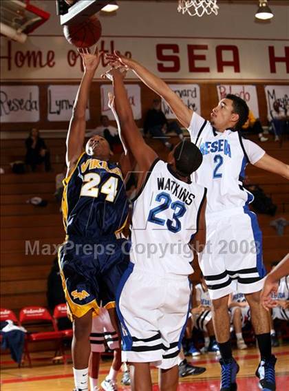 Thumbnail 1 in Reseda vs. Santa Monica (Pacific Shores Tournament) photogallery.