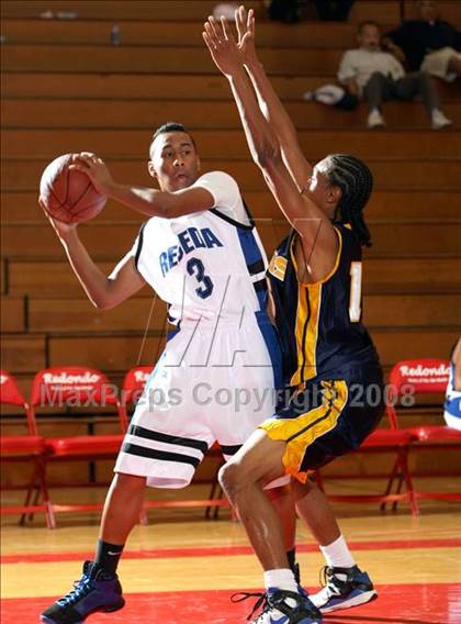 Thumbnail 3 in Reseda vs. Santa Monica (Pacific Shores Tournament) photogallery.