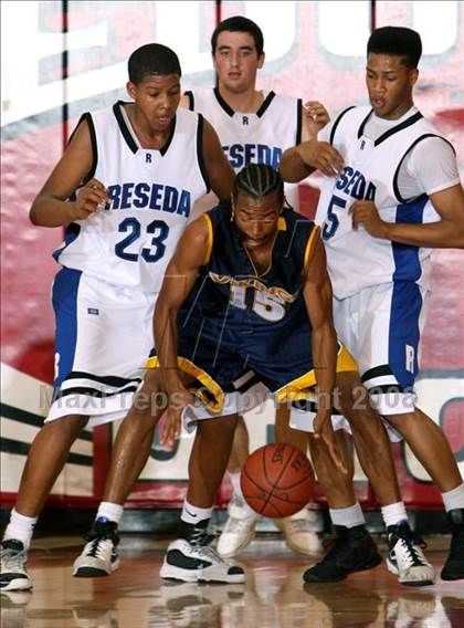 Thumbnail 2 in Reseda vs. Santa Monica (Pacific Shores Tournament) photogallery.