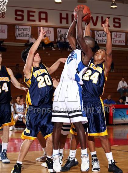 Thumbnail 2 in Reseda vs. Santa Monica (Pacific Shores Tournament) photogallery.