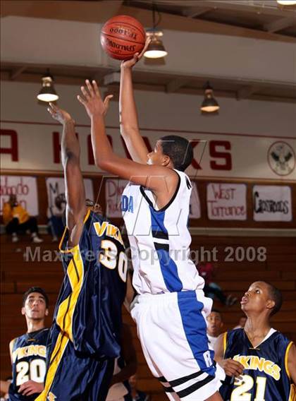 Thumbnail 2 in Reseda vs. Santa Monica (Pacific Shores Tournament) photogallery.