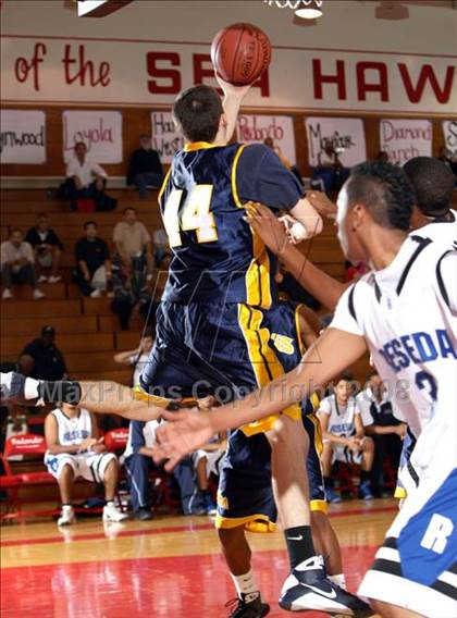 Thumbnail 3 in Reseda vs. Santa Monica (Pacific Shores Tournament) photogallery.