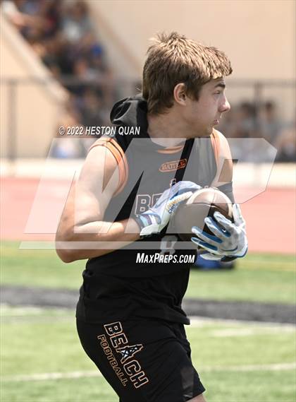 Thumbnail 1 in Downey vs. Huntington Beach (Surf City Tournament) photogallery.