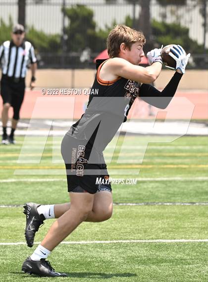 Thumbnail 3 in Downey vs. Huntington Beach (Surf City Tournament) photogallery.