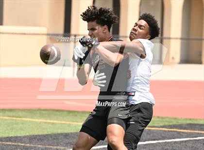 Thumbnail 2 in Downey vs. Huntington Beach (Surf City Tournament) photogallery.
