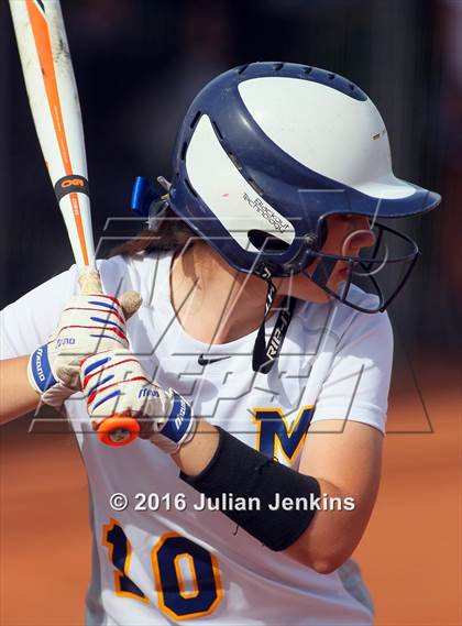 Thumbnail 3 in Meridian vs. Capital photogallery.
