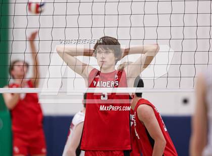 Thumbnail 3 in Regis Jesuit @ Overland photogallery.
