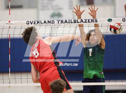 Thumbnail 3 in Regis Jesuit @ Overland photogallery.