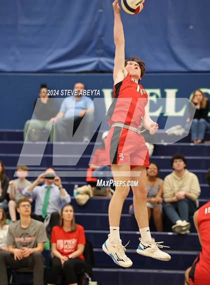 Thumbnail 2 in Regis Jesuit @ Overland photogallery.