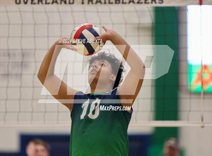 Thumbnail 2 in Regis Jesuit @ Overland photogallery.