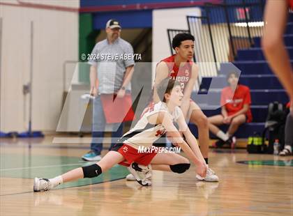 Thumbnail 3 in Regis Jesuit @ Overland photogallery.