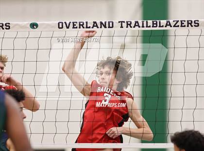 Thumbnail 1 in Regis Jesuit @ Overland photogallery.