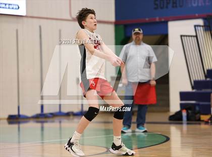 Thumbnail 1 in Regis Jesuit @ Overland photogallery.