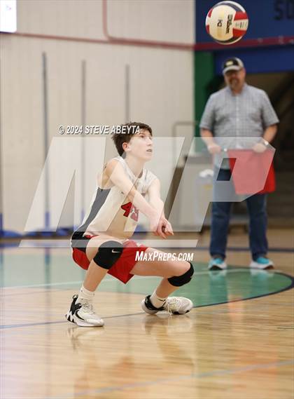Thumbnail 1 in Regis Jesuit @ Overland photogallery.