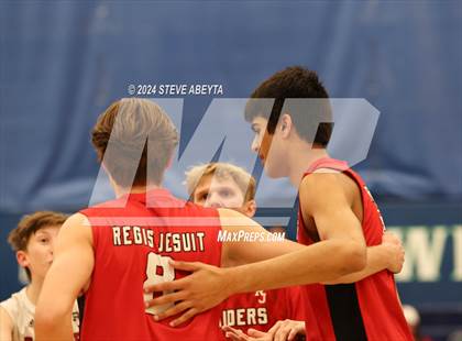 Thumbnail 2 in Regis Jesuit @ Overland photogallery.