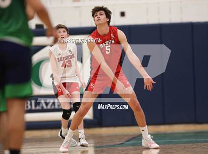 Thumbnail 3 in Regis Jesuit @ Overland photogallery.
