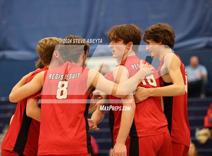 Thumbnail 2 in Regis Jesuit @ Overland photogallery.