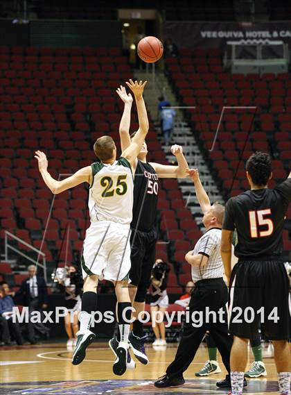 Thumbnail 2 in Show Low vs. Cortez (AIA D3 Semifinal) photogallery.