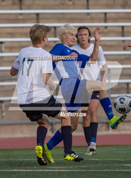 Thumbnail 3 in Cherry Creek vs Columbine photogallery.