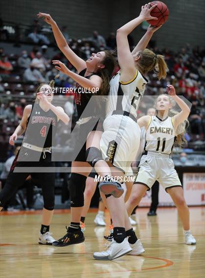 Thumbnail 1 in Grantsville vs. Emery (UHSAA 3A Semifinal) photogallery.