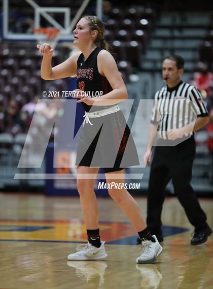 Thumbnail 2 in Grantsville vs. Emery (UHSAA 3A Semifinal) photogallery.